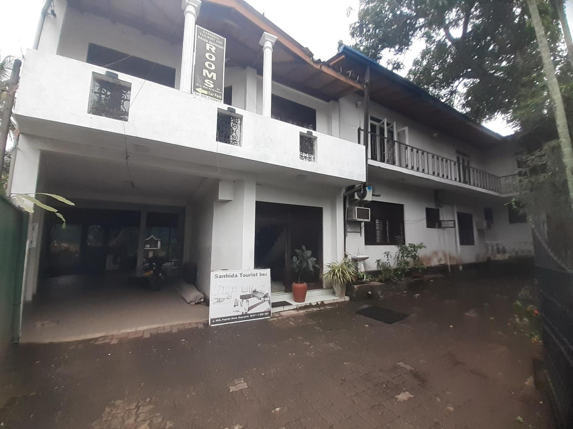 The Sanhinda Tourist Inn Colombo 누게고다 외부 사진